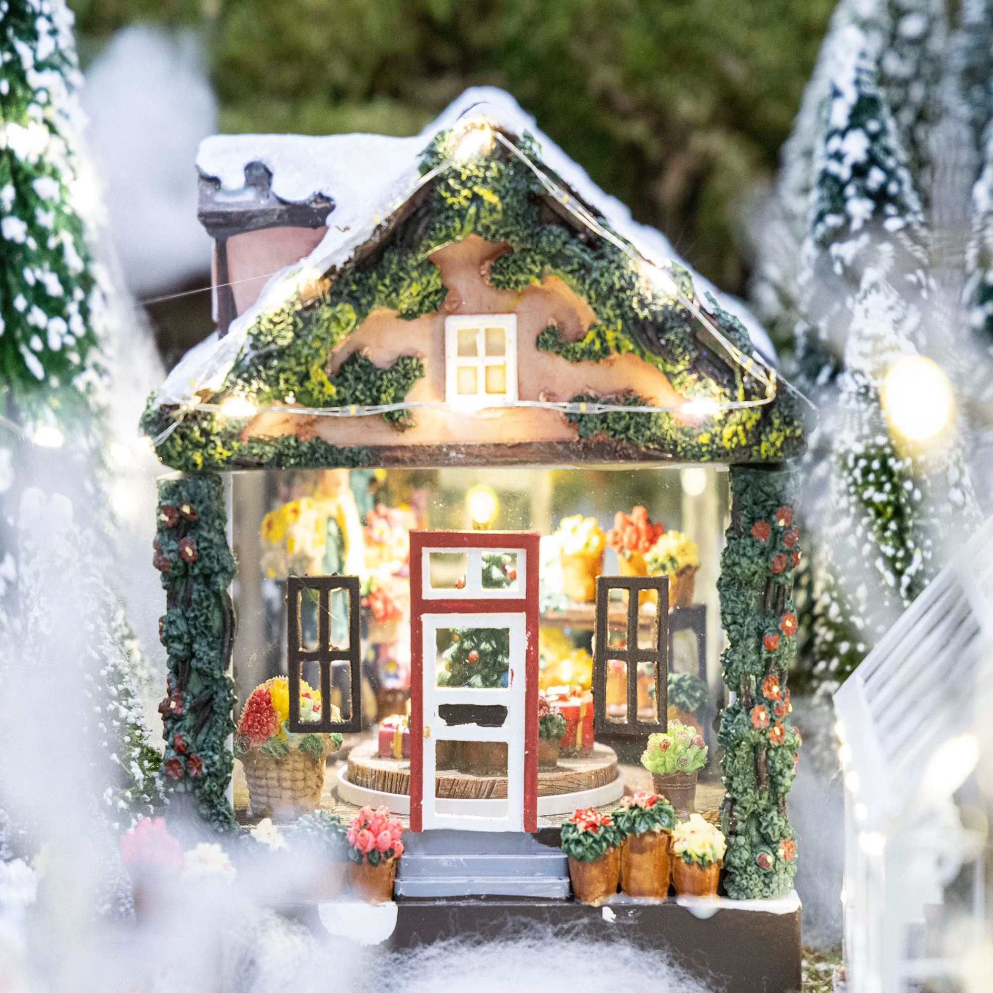 O'malley Kerstdorp>Kerstdorp serre tulpen 19x15x18cm